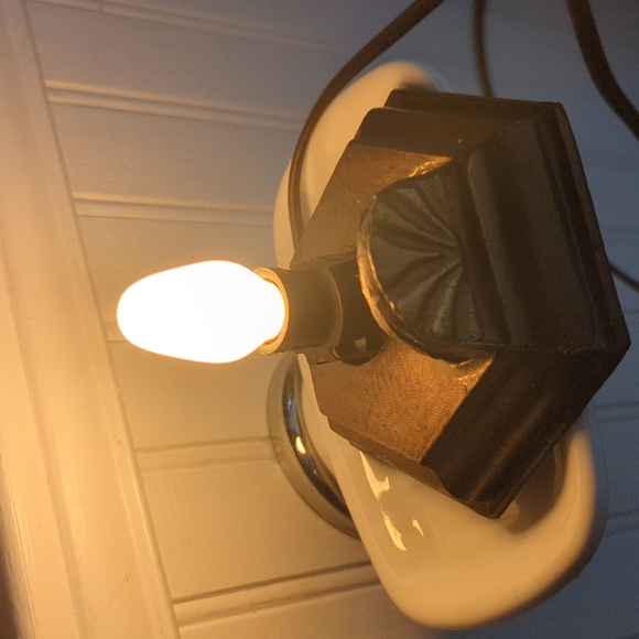 Strained Glass Fan accent/night light - Picture 3 of 15